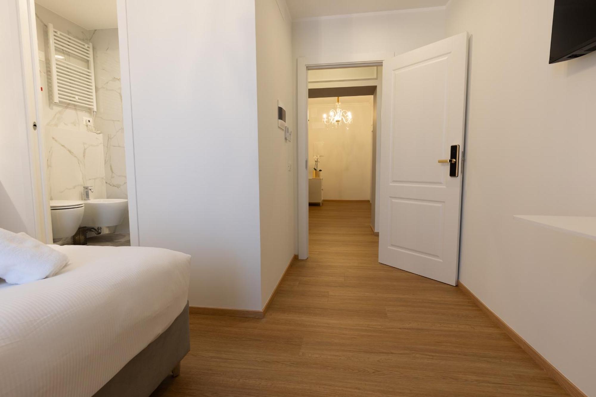 De Vince Suites - Luxury Rooms - Roma Termini 외부 사진