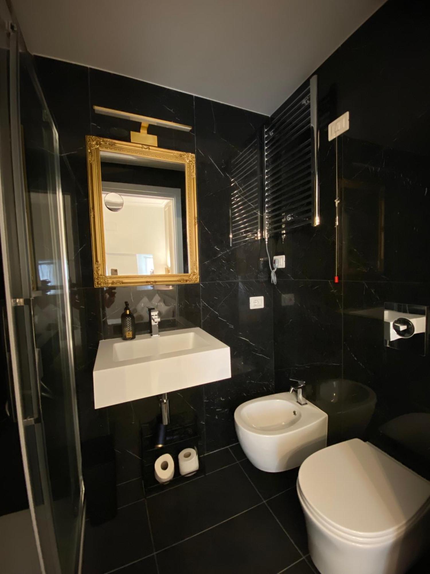 De Vince Suites - Luxury Rooms - Roma Termini 외부 사진